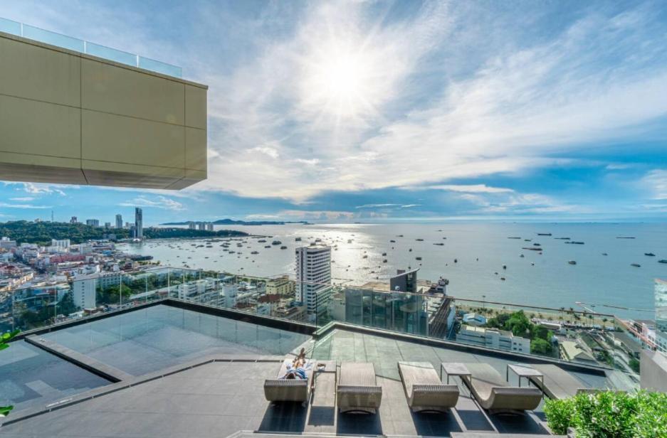 Edge Central Pattaya Seaview Residence Экстерьер фото